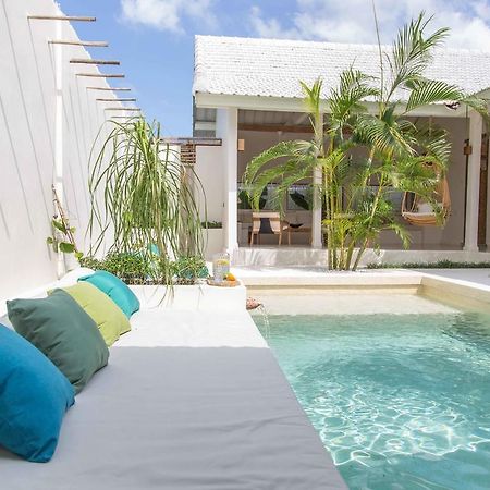Villa Azcoyen - 3Br Villa In Canggu Екстериор снимка