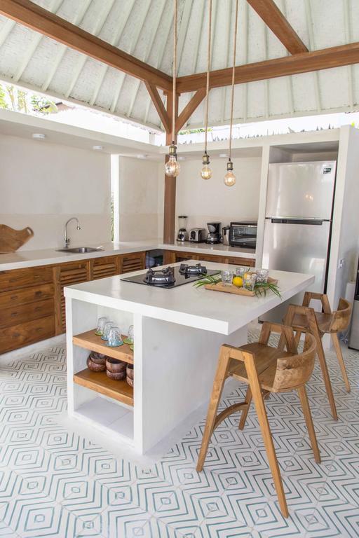 Villa Azcoyen - 3Br Villa In Canggu Екстериор снимка