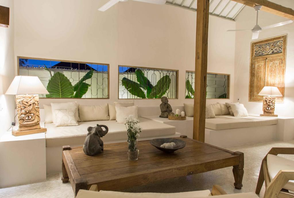 Villa Azcoyen - 3Br Villa In Canggu Екстериор снимка