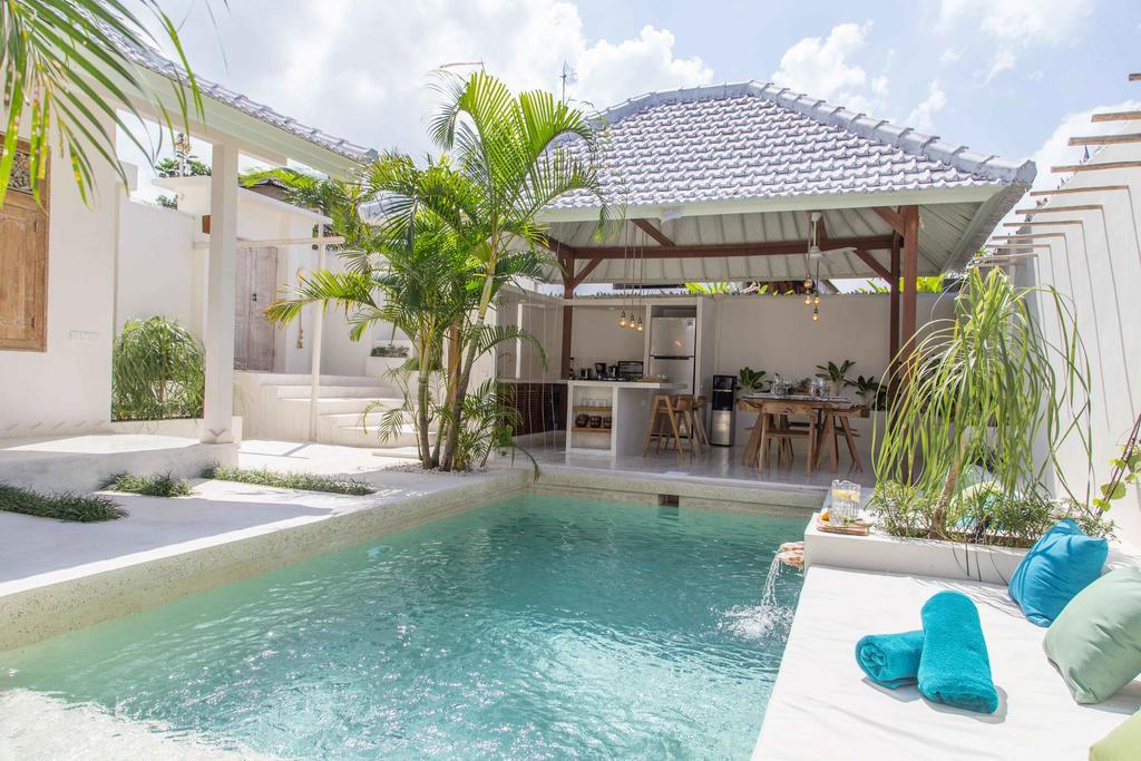 Villa Azcoyen - 3Br Villa In Canggu Екстериор снимка